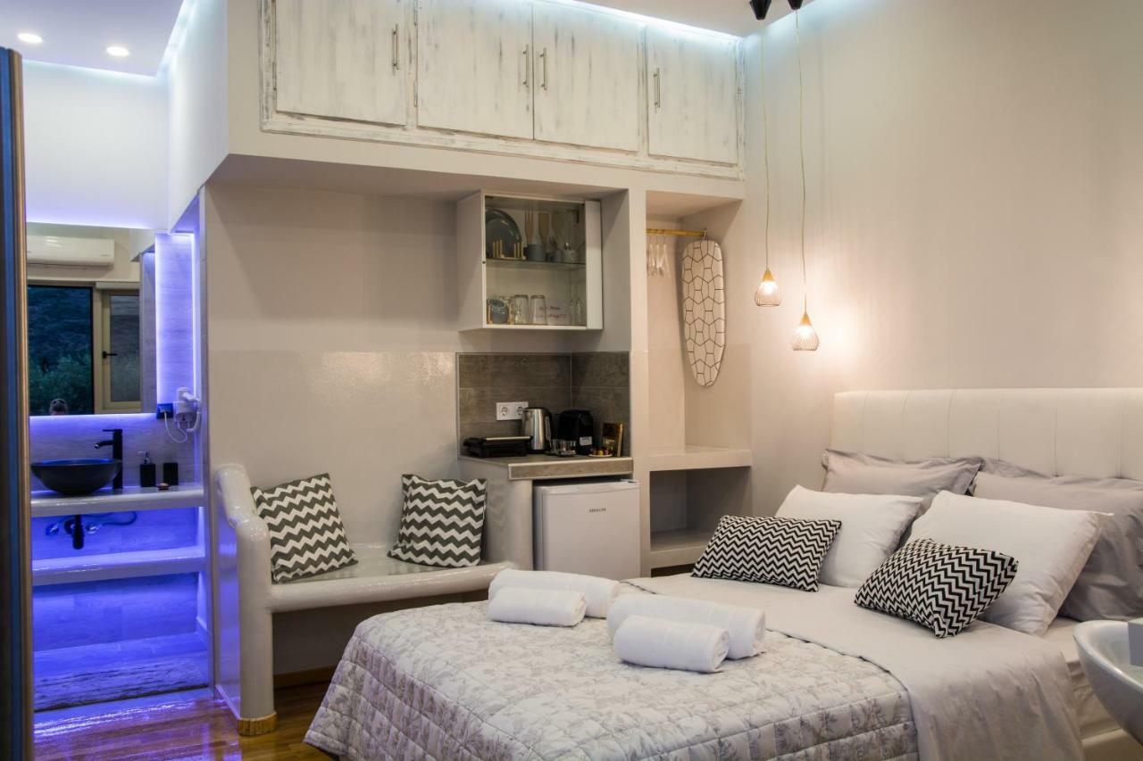 Nature'S Guesthouse Luxury נאפפליו מראה חיצוני תמונה
